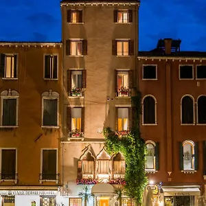 Hotell Santo Stefano